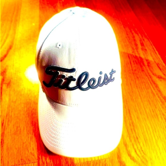 Titleist Tour Sports Mesh Golf Hat | Who Plays Golf? ⛳️​ - Picture 11 of 11